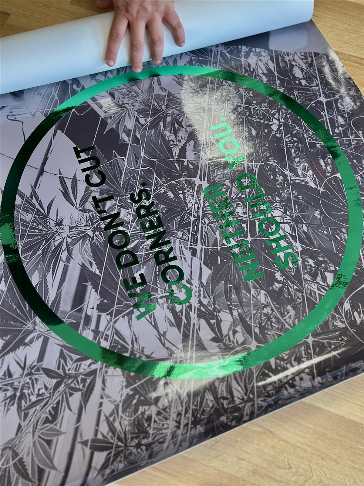 Applying printed 3M vinyl for a custom counter wrap