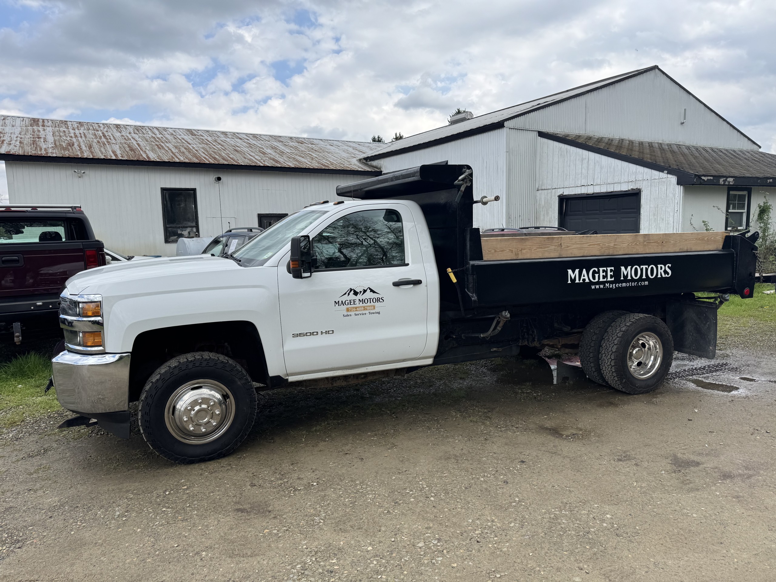 Magee Motors commercial dump truck lettering by Mags Custom, Frewsburg NY
